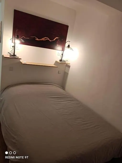 Charming And Very Central 2 Rooms Apartment Bandol